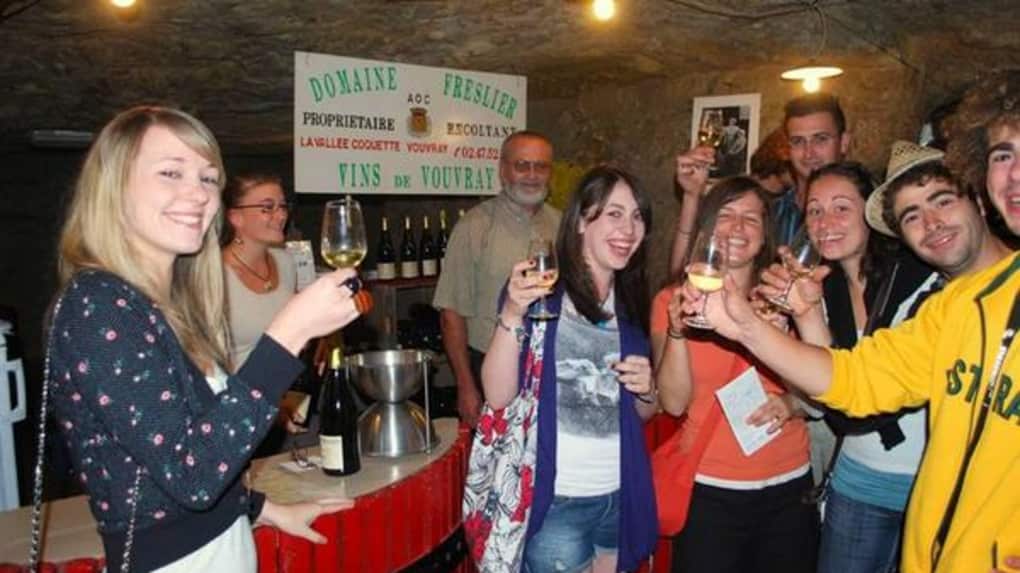 Foire internationale des vins � vouvray ao�t 2018. L'AOC Vouvray f�te ses 82 ans. Sur le chenin des vacances d'�t�, la foire aux vins blancs de Vouvray du mois d'aout.